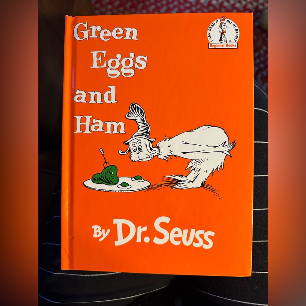 Classic “ Green Eggs and Ham” Dr Seuss children’s book. Excellent condition